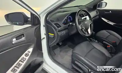 Hyundai Accent 2016 1.4 гидро в Москве № 886130, миниатюра 10