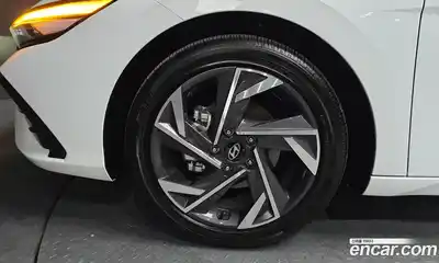 Hyundai Avante 2025 1.6 гидро в Москве № 886412, миниатюра 4