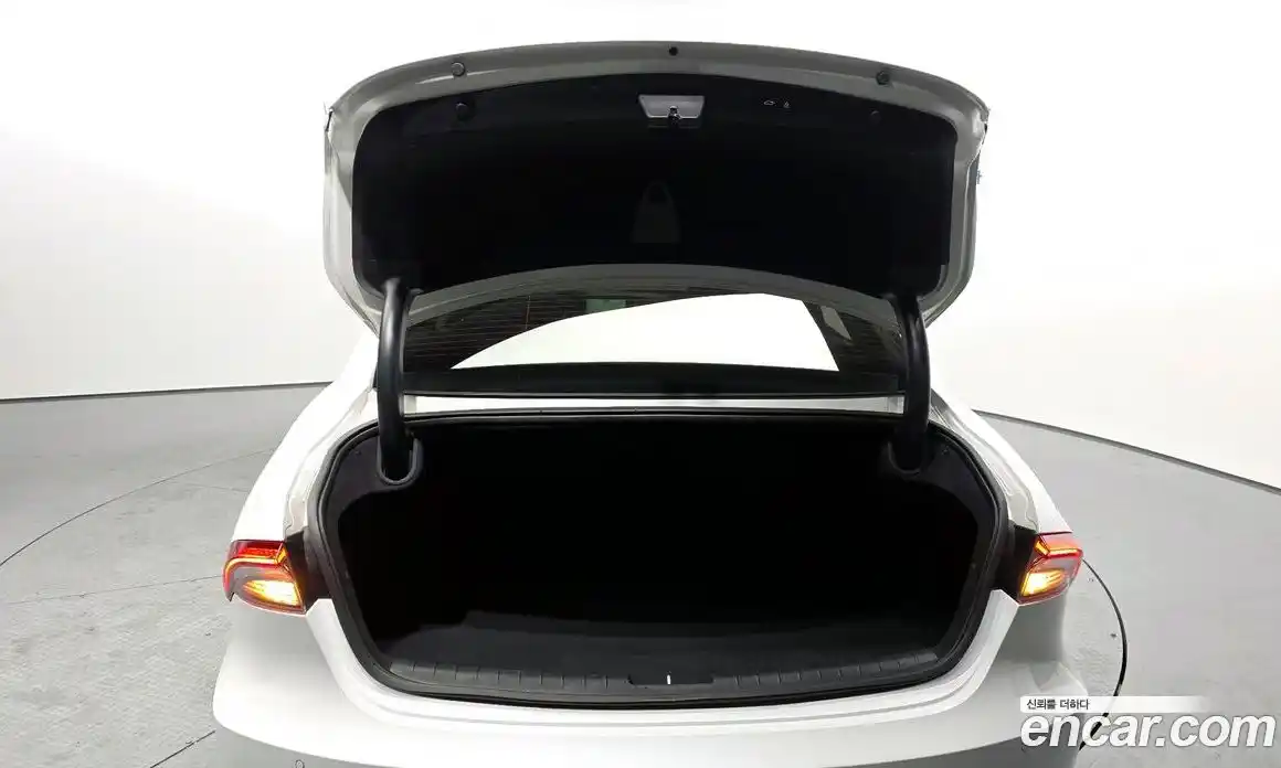 Hyundai Grandeur 2022 2.5 Автомат в Москве № 886505, фото 20