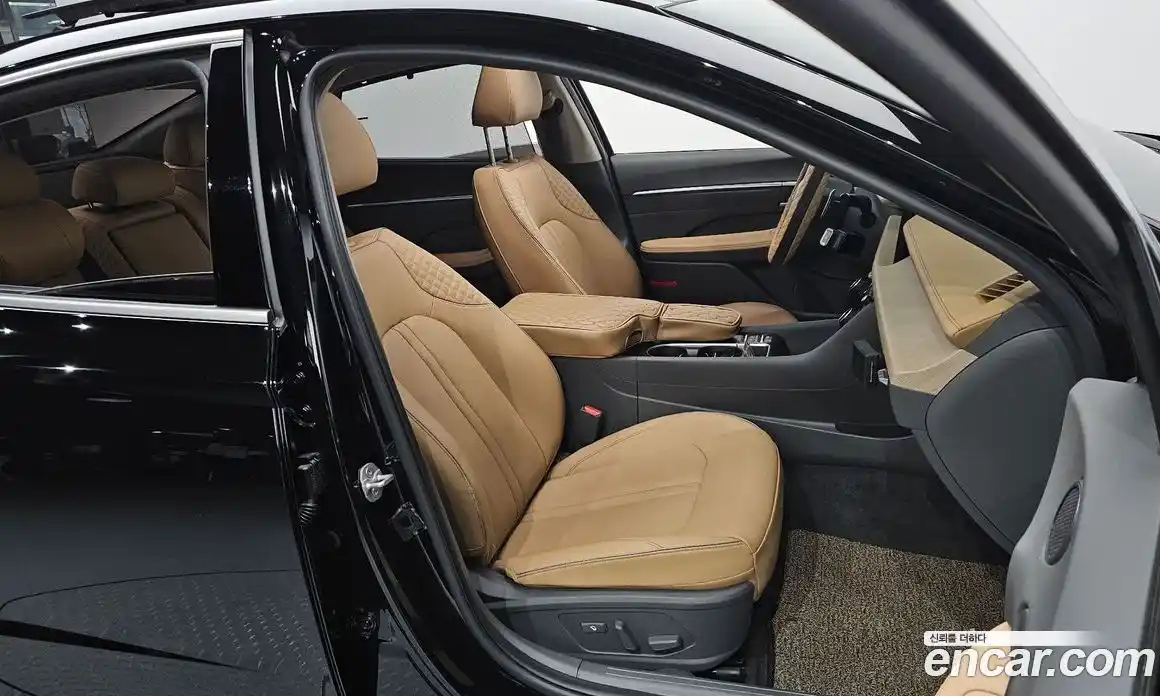 Hyundai Sonata 2024 1.6 Автомат в Москве № 886566, фото 10