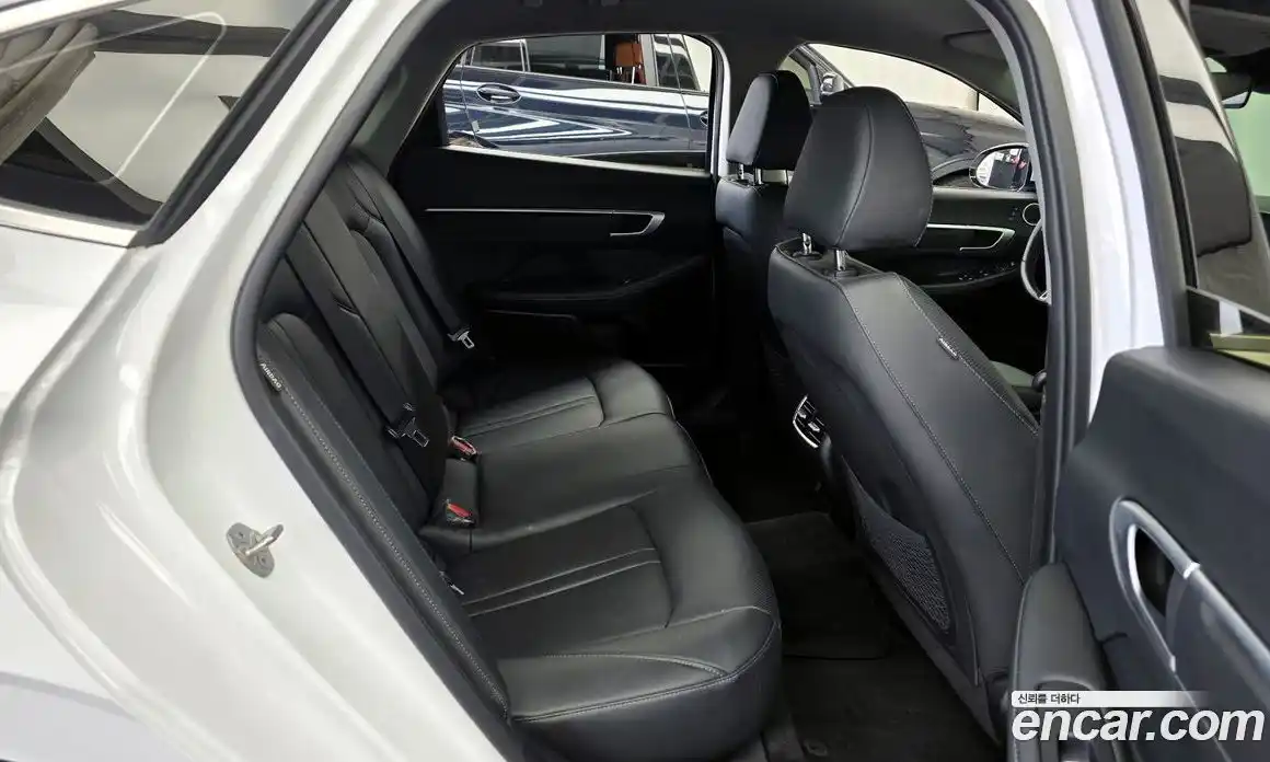 Hyundai Sonata 2024 2.0 Автомат в Москве № 886589, фото 12