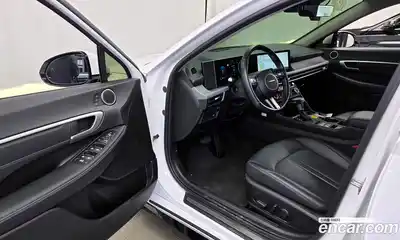 Hyundai Sonata 2024 2.0 Автомат в Москве № 886589, миниатюра 10