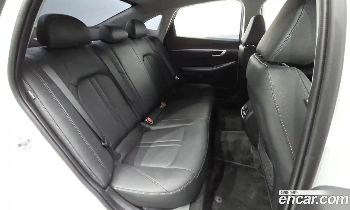 Hyundai Sonata 2024 2.0 Автомат в Москве № 886619, фото 12