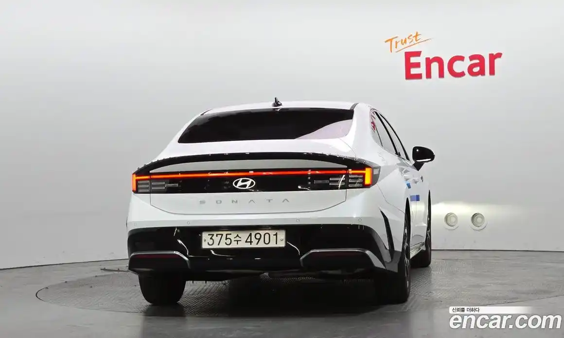 Hyundai Sonata 2024 2.0 Автомат в Москве № 886619, фото 4