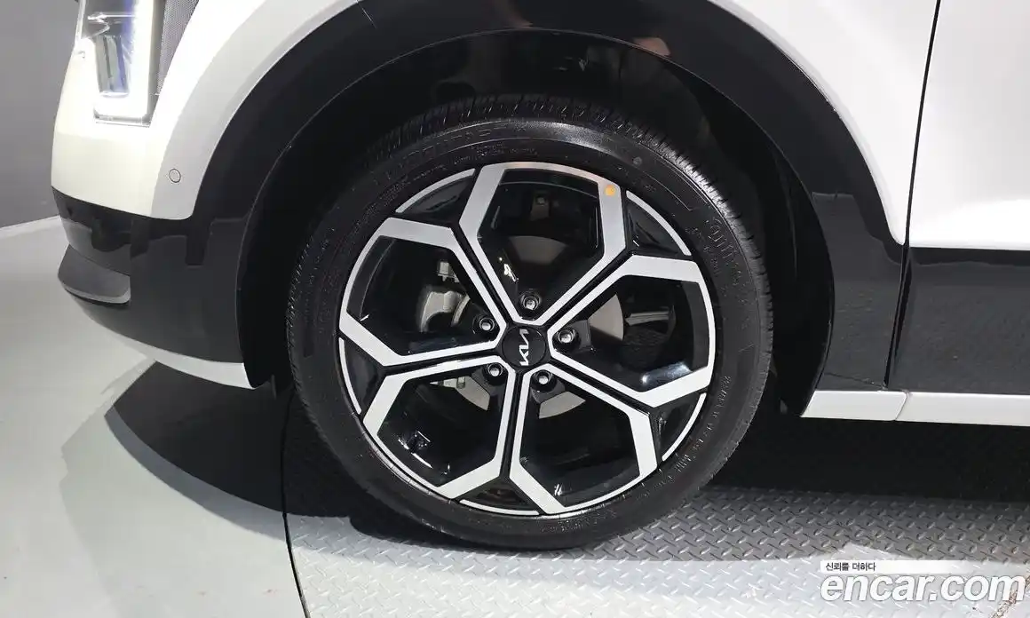 Kia Niro 2025 1.6 Автомат в Москве № 887167, фото 5