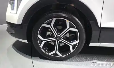 Kia Niro 2025 1.6 Автомат в Москве № 887167, миниатюра 5