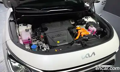 Kia Niro 2025 1.6 Автомат в Москве № 887167, миниатюра 6