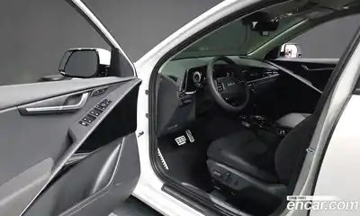 Kia Niro 2025 1.6 Автомат в Москве № 887167, миниатюра 10