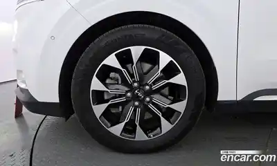 Kia Canival 2023 2.2 Автомат в Москве № 887270, миниатюра 5