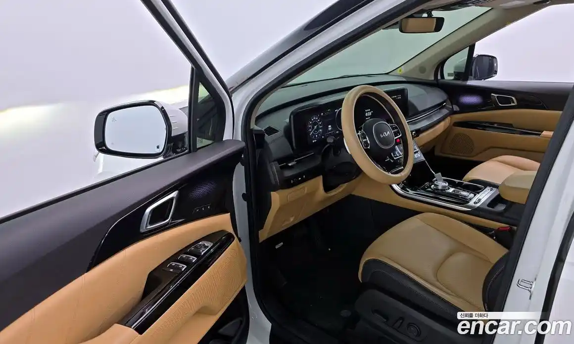 Kia Canival 2023 2.2 Автомат в Москве № 887270, фото 10