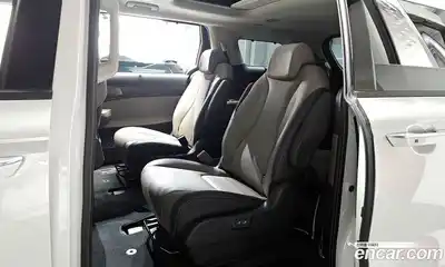 Kia Canival 2025 1.6 Автомат в Москве № 887444, миниатюра 11