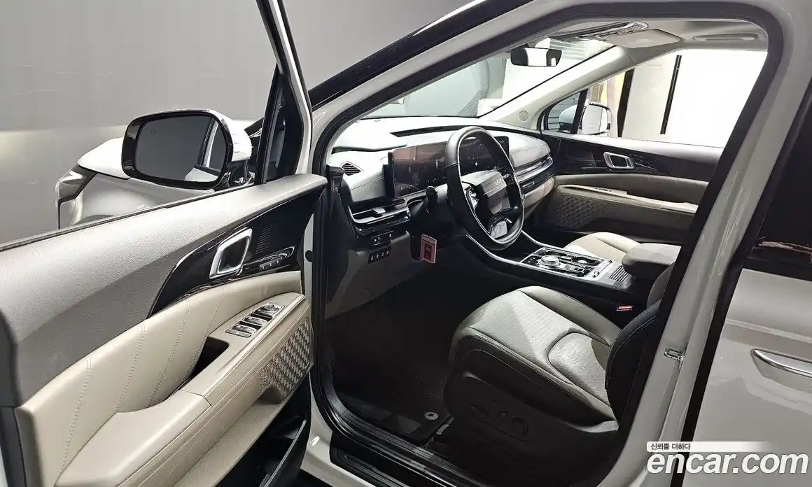 Kia Canival 2025 1.6 Автомат в Москве № 887444, фото 10