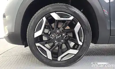 Kia Seltos 2024 1.6 Автомат в Москве № 887767, миниатюра 5