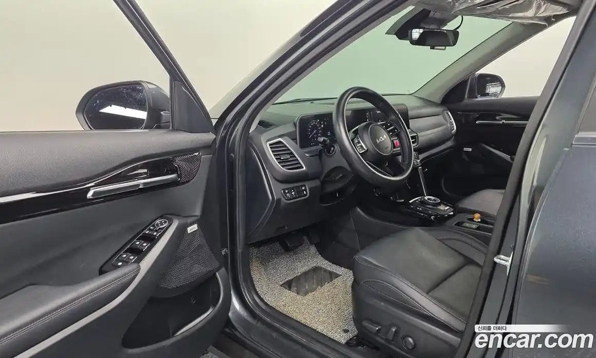 Kia Seltos 2024 1.6 Автомат в Москве № 887767, фото 10