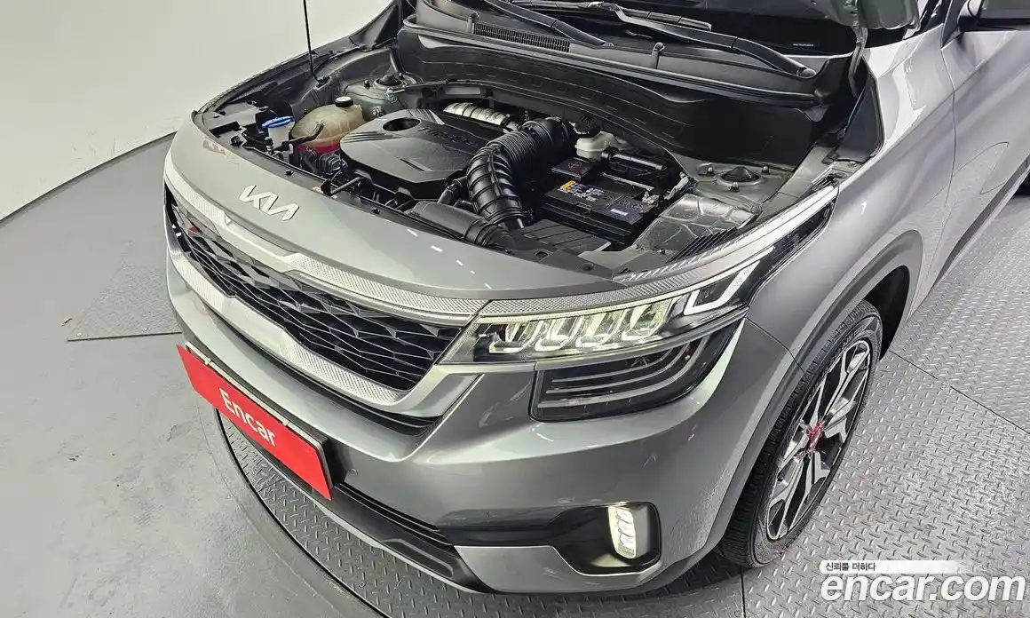 Kia Seltos 2022 1.6 гидро в Москве № 887845, фото 6
