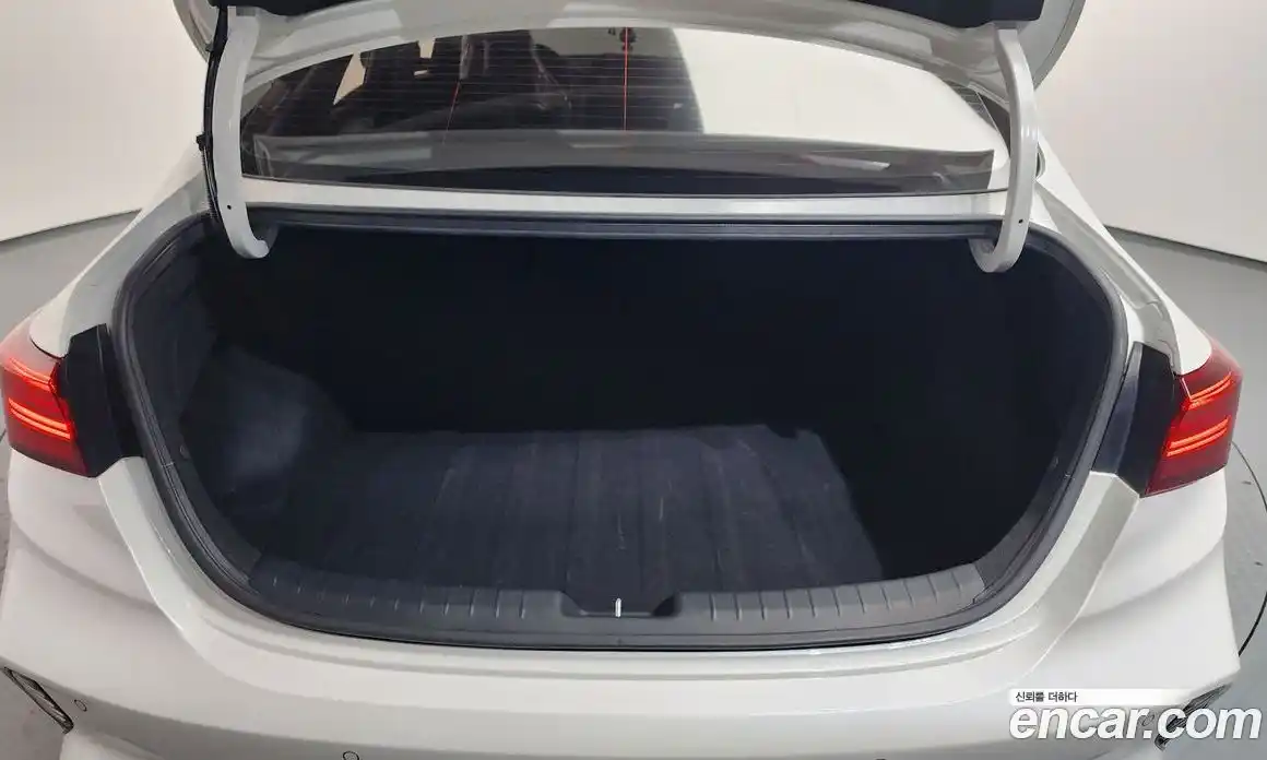 Kia K3 2021 1.6 Автомат в Москве № 888185, фото 20