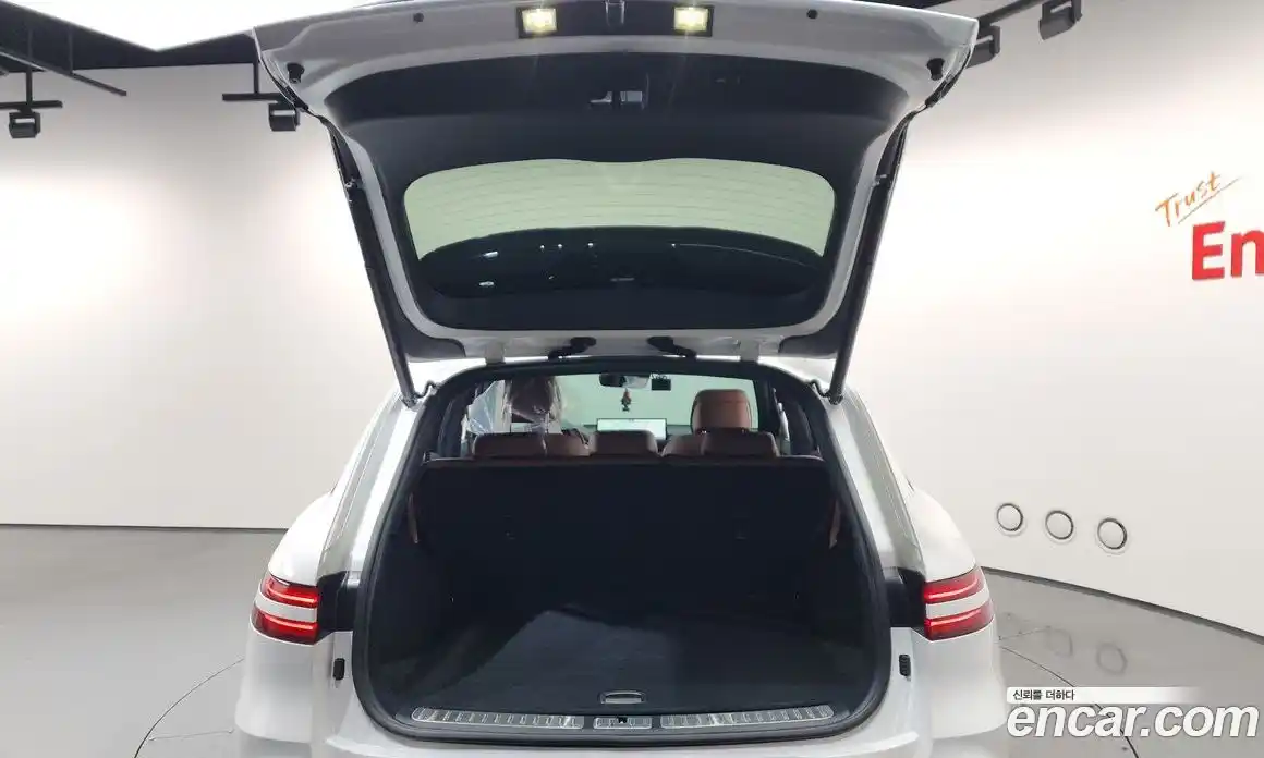 Genesis GV70 2023 2.5 Автомат в Москве № 888499, фото 20