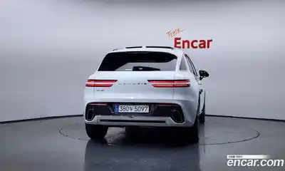 Genesis GV70 2023 2.5 Автомат в Москве № 888499, миниатюра 4