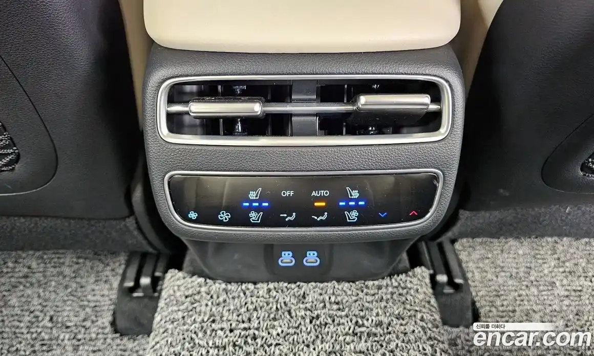 Genesis GV70 2024 2.5 Автомат в Москве № 888595, фото 18