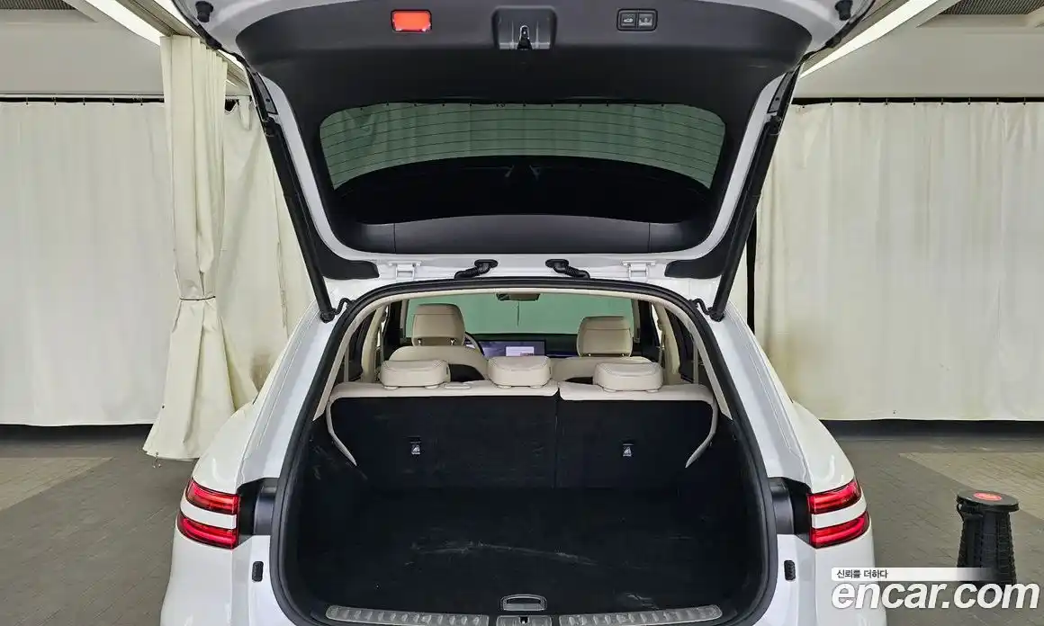 Genesis GV70 2024 2.5 Автомат в Москве № 888595, фото 20