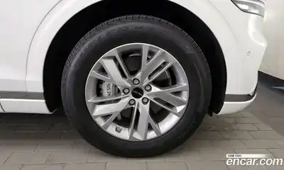 Genesis GV70 2024 2.5 Автомат в Москве № 888595, миниатюра 5