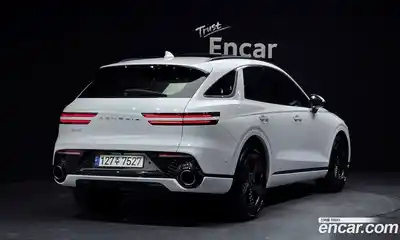 Genesis GV70 2021 2.5 Автомат в Москве № 888669, миниатюра 2