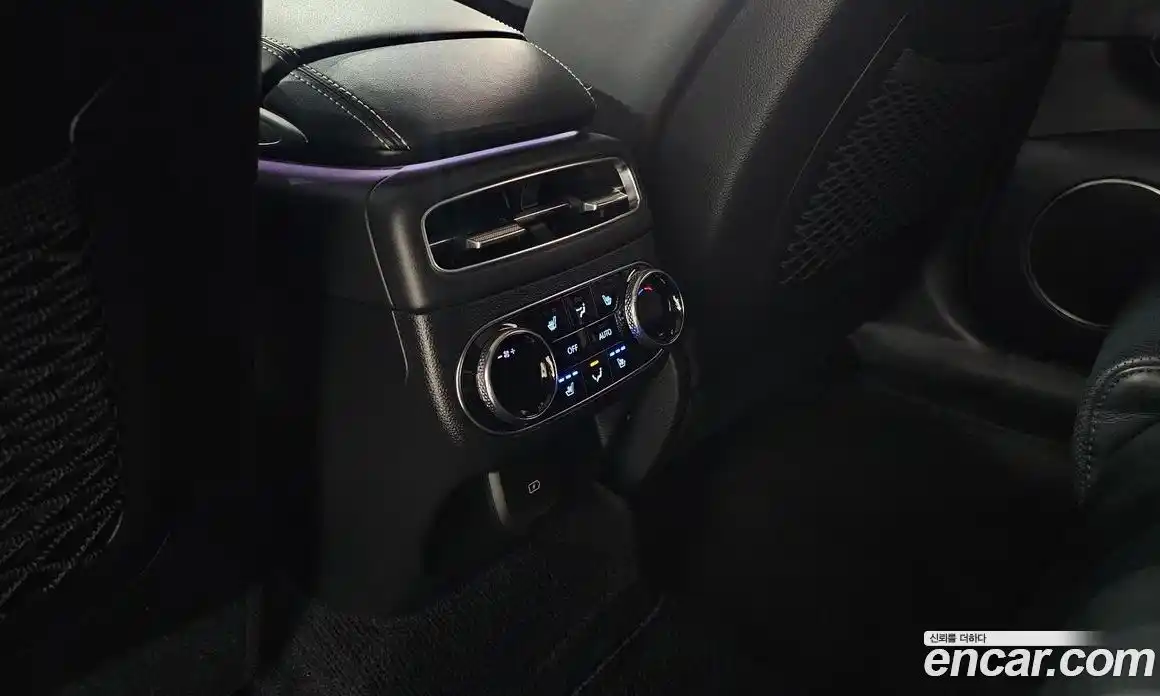 Genesis GV70 2022 0.1 Автомат в Москве № 888765, фото 19