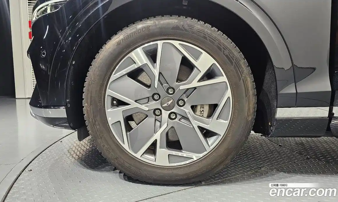 Genesis GV70 2022 0.1 Автомат в Москве № 888765, фото 5