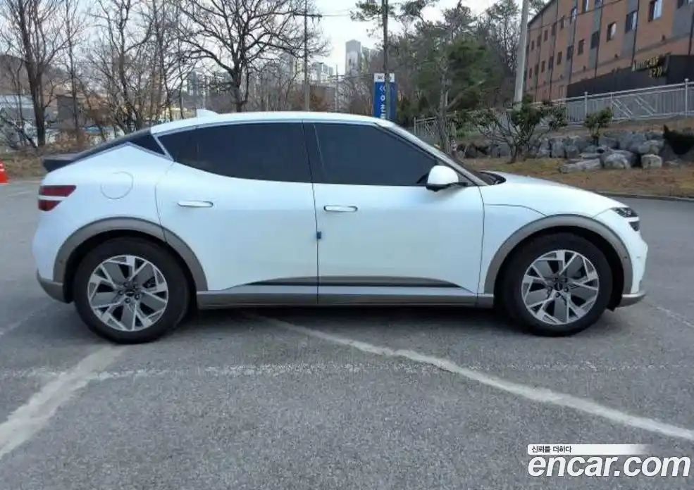 Genesis GV60 2022 0.1 Автомат в Москве № 888797, фото 12