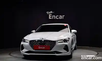 Genesis G70 2020 2.0 Классический в Москве № 888852, миниатюра 3