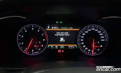 Genesis G70 2020 2.0 Классический в Москве № 888852, миниатюра 8