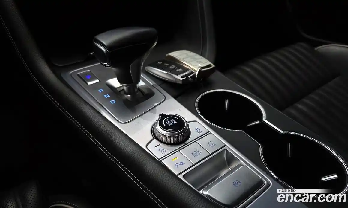 Genesis G70 2020 2.0 Классический в Москве № 888852, фото 9