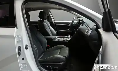 Genesis G70 2020 2.0 Классический в Москве № 888852, миниатюра 10