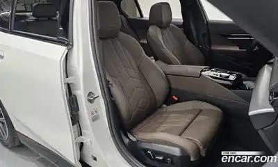 BMW 5-Series 2024 2.0 гидро в Москве № 889634, миниатюра 11