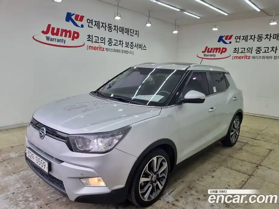 SsangYong TIBOLI 2015 1.6 Автомат в Москве № 889644, фото 1