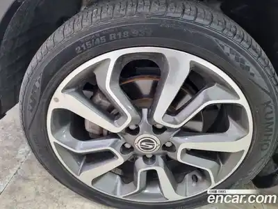 SsangYong TIBOLI 2015 1.6 Автомат в Москве № 889644, миниатюра 6