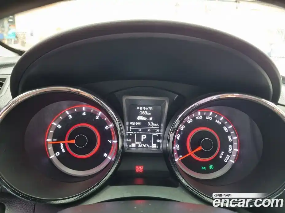 SsangYong TIBOLI 2015 1.6 Автомат в Москве № 889644, фото 8