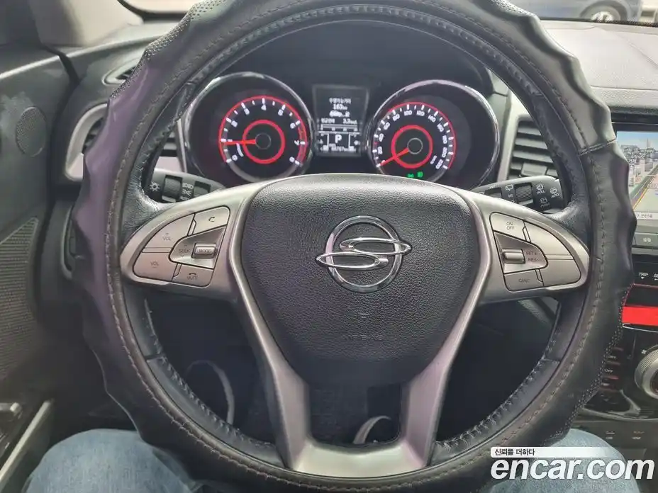 SsangYong TIBOLI 2015 1.6 Автомат в Москве № 889644, фото 9