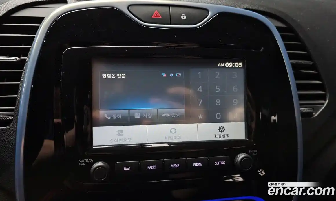 Renault QM3 2017 1.5 Автомат в Москве № 889649, фото 17