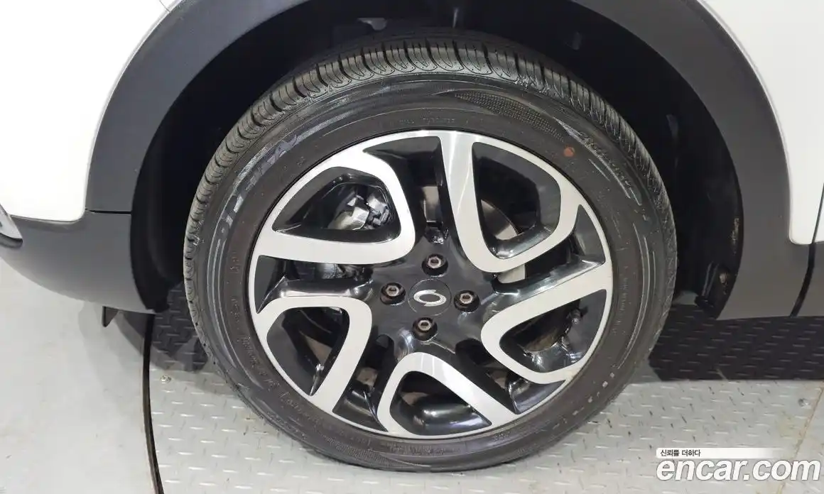 Renault QM3 2017 1.5 Автомат в Москве № 889649, фото 5