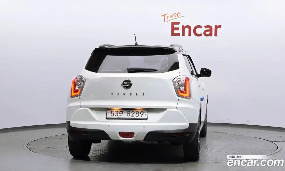 SsangYong TIBOLI 2015 1.6 Автомат в Москве № 889702, фото 4