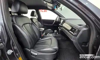 SsangYong Rexton 2019 2.2 Автомат в Москве № 889923, миниатюра 10