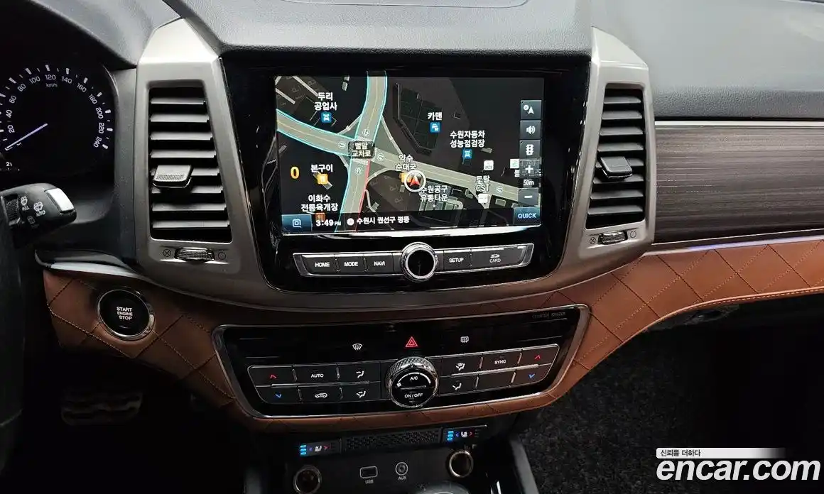 SsangYong Rexton 2017 2.2 Автомат в Москве № 889927, фото 14