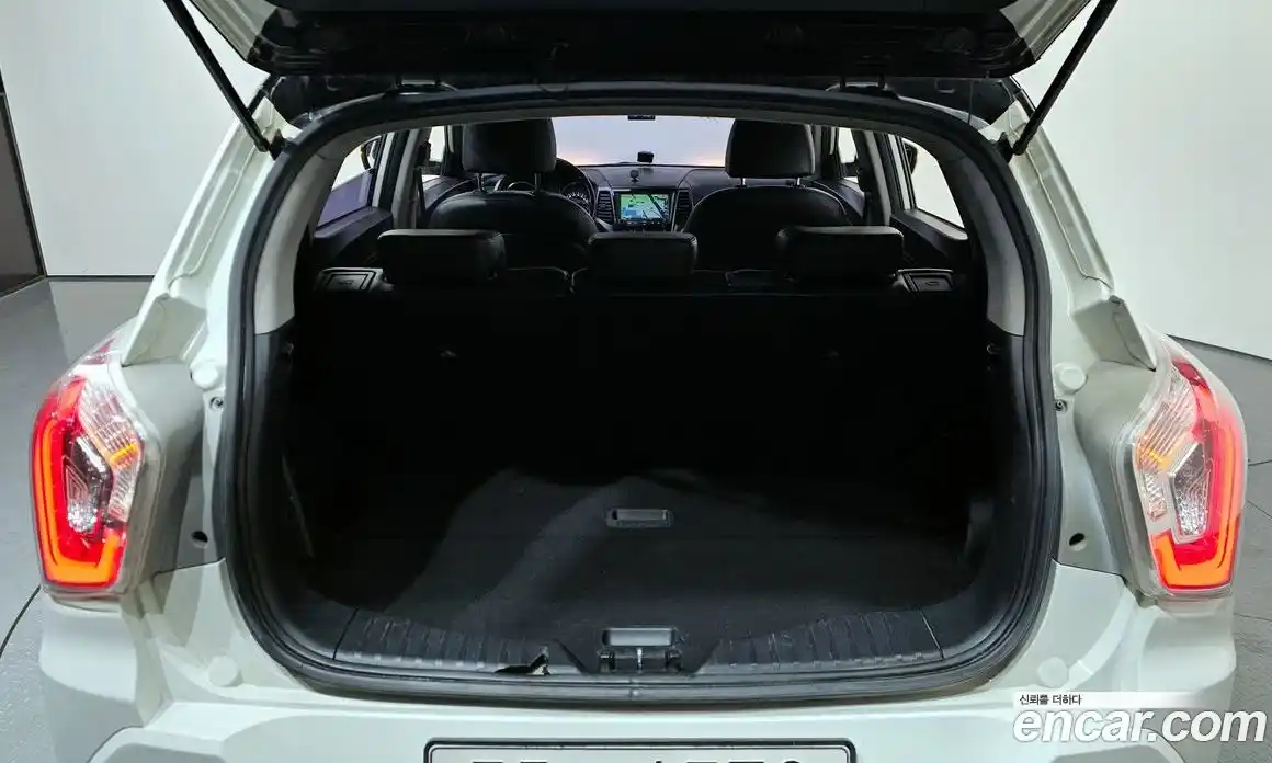 SsangYong TIBOLI 2017 1.6 гидро в Москве № 890120, фото 20