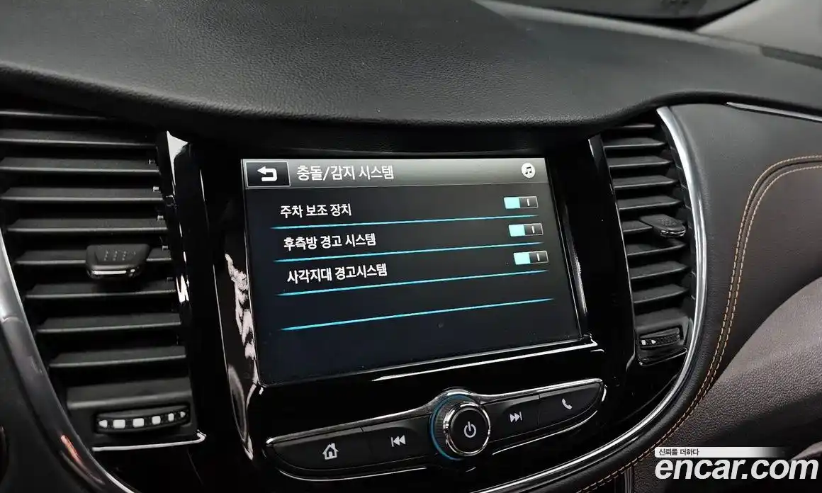 Chevrolet Trax 2017 1.4 Автомат в Москве № 890586, фото 16