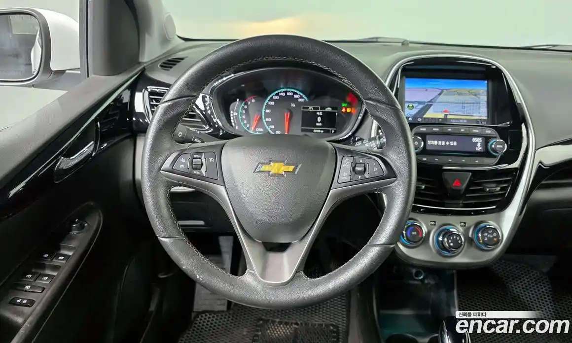 Chevrolet Spark 2016 1.0 Автомат в Москве № 890695, фото 14