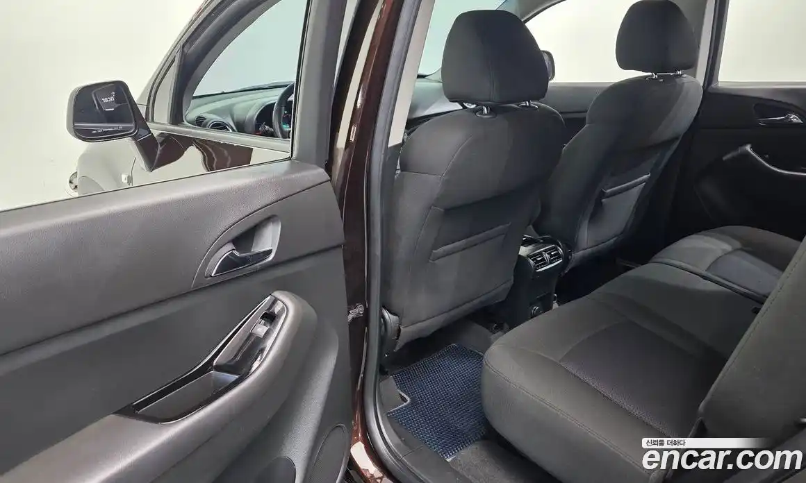 Chevrolet Orlando 2013 2.0 Автомат в Москве № 890768, фото 18