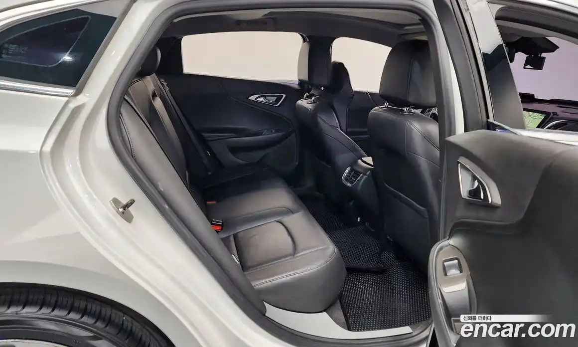 Chevrolet Malibu 2016 2.0 Автомат в Москве № 891276, фото 12