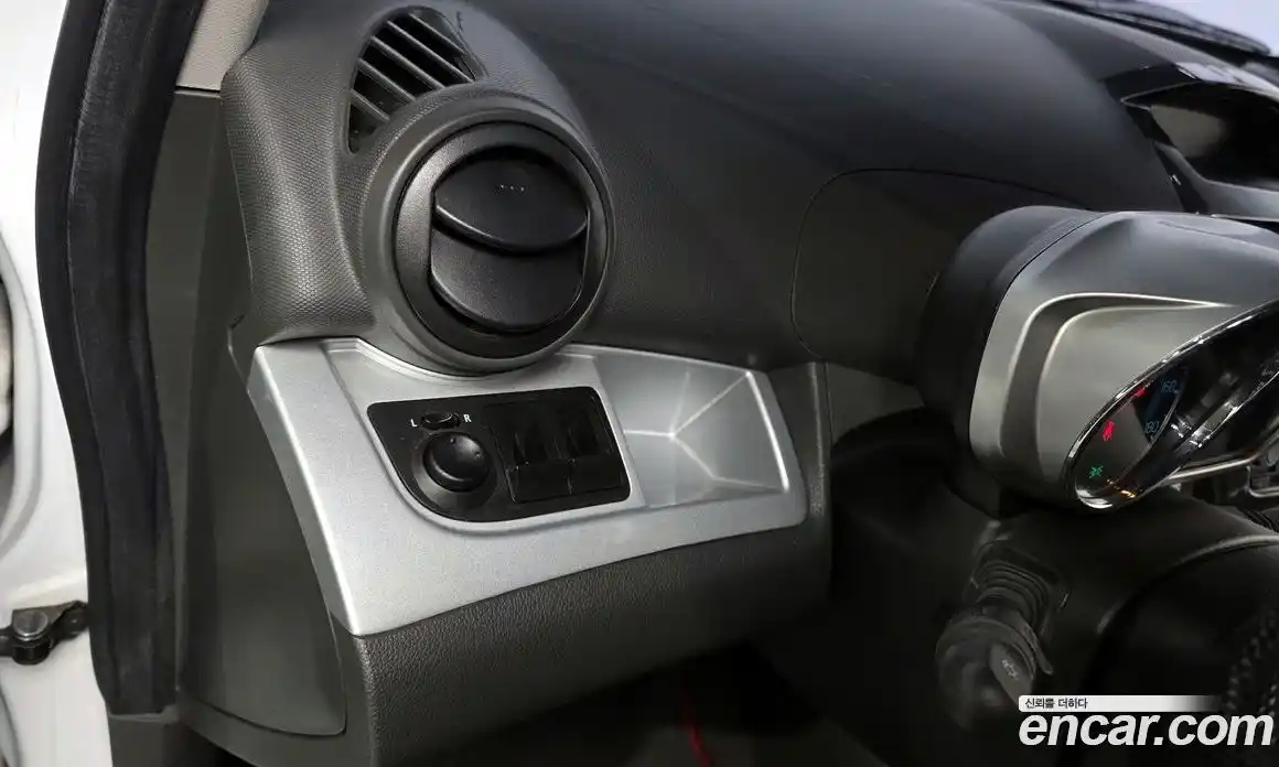 Chevrolet Spark 2015 1.0 гидро в Москве № 891310, фото 16