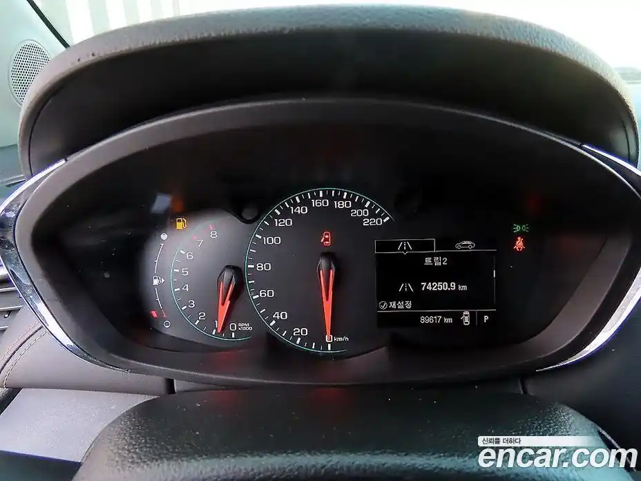 Chevrolet Trax 2018 1.4 гидро в Москве № 891489, фото 8